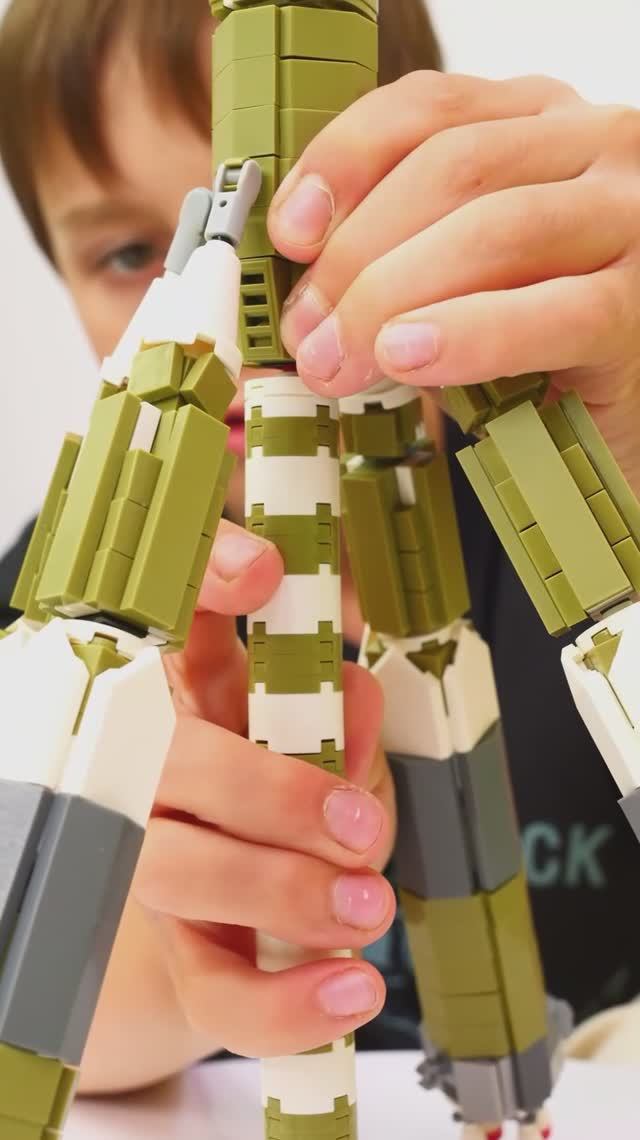 Космические приключения с ракетой Роскосмос! 💫 #игрушкидлямальчиков #конструктордлядетей #длядетей смотреть онлайн