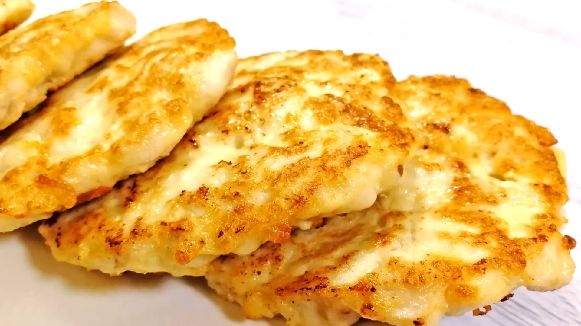 Сливочные куриные котлеты - сочные, нежные! смотреть онлайн
