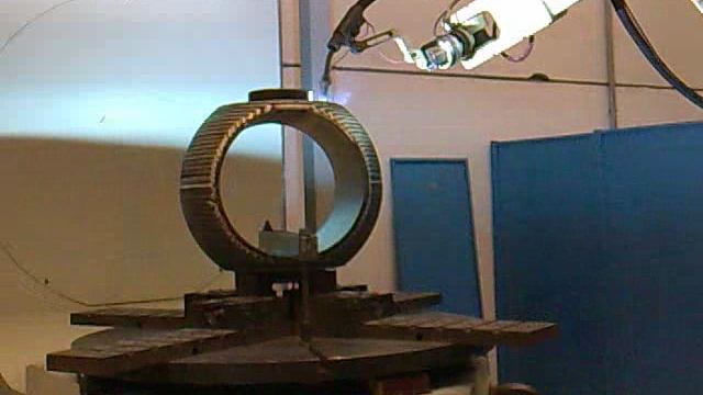 TIESSE ROBOT наплавка шара запорной арматуры  Video016