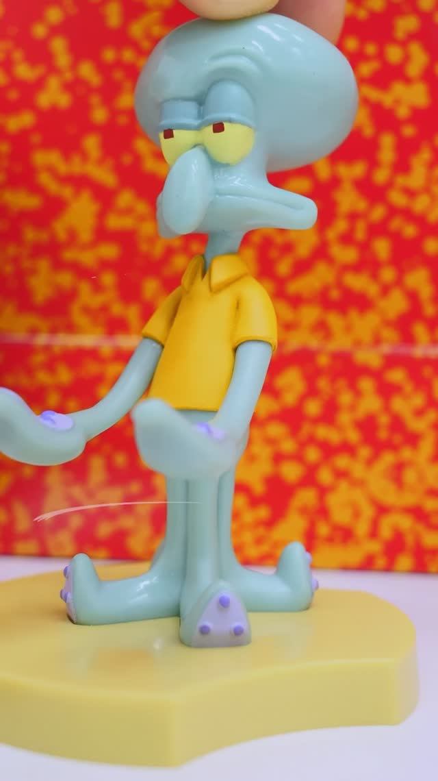 Патрик, Сквидвард и мистер Крабс на страже твоих устройств! #игрушкидлядетей #длядетей #игрушки смотреть онлайн