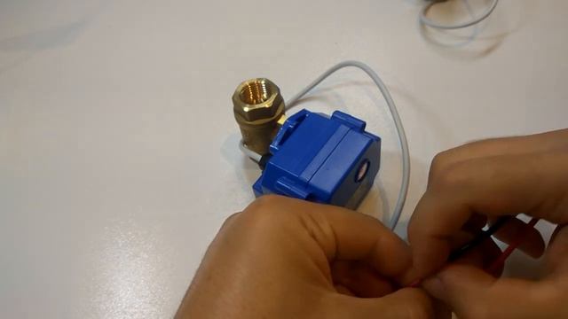 Шаровый кран с электроприводом и автоматическим закрытием CWX CR04 смотреть онлайн