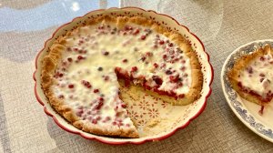 🍰 Пирог с брусникой и сметаной: самый простой рецепт (вкуснее любого торта)