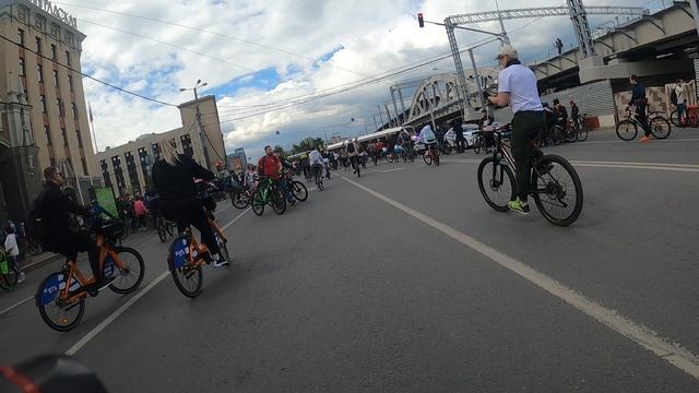 GH010375 велопрокат по Москве смотреть онлайн