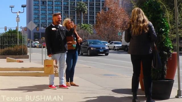 Bushman Prank_ I scared ANOTHER CELEBRITY!! смотреть онлайн