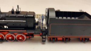 Обзор без лишних слов: локомотивная бригада паровоза Эр в масштабе 1:87