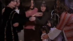 Клип на Американский сериал Зачарованные. Прю,Пайпер, Фиби. Все остальные ,демоны и колдуны.