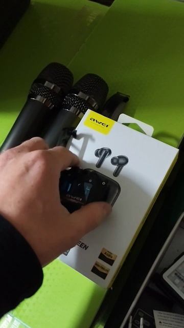 Наушники без Резинок (без амбюшур) в металлическом кейсе. Открываются как зажигалка #наушники смотреть онлайн