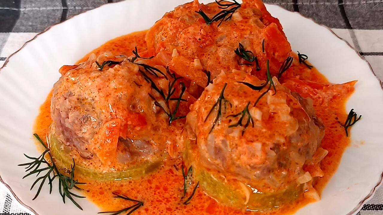 📌 Кабачки с фаршем, тушеные на сковороде смотреть онлайн