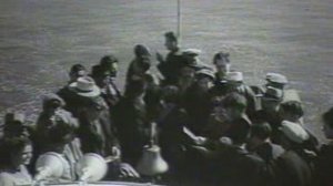 Марк Сергеев читает свои стихи