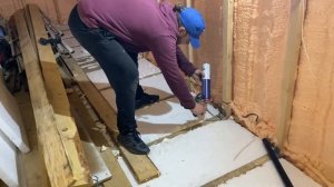 Исправление косяков. Утепление пола в морском контейнере.