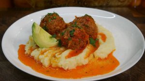 ТЕФТЕЛИ. Рис БОЛЬШЕ НЕ КЛАДУ. Цыганка готовит.