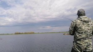 ЛОВЛЯ КРУПНОЙ ЩУКИ  НА САМОДЕЛЬНУЮ  МАНДУЛУ mp4