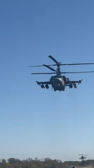 КА-52 низко над землей смотреть онлайн