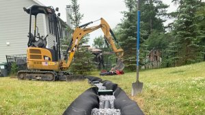 Как приятно смотреть на нашу работу спустя долгое время: дренаж, отмостка, дорожки, забор