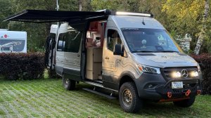 Россиянин построил автодом в США и поехал в кругосветку. Уже в Москве! Обзор автодома