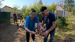 Сечинский дуэт готовит Чахохбили. Опасный дровосек, Нельзя обманывать огонь. Часть 1'