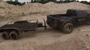 Внедорожники на пульте управления