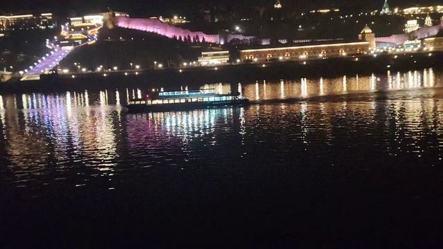 Ночная дискотека на круизном теплоходе Михаил Фрунзе. смотреть онлайн