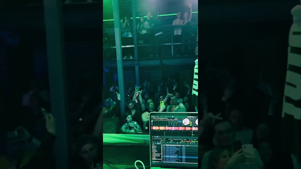 Москва поет.Артем Тото. 28 сентября #song смотреть онлайн