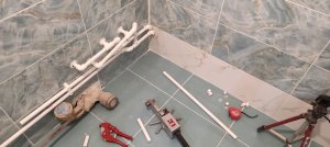 ПАЙКА ТРУБ ИЗ полипропилена СВОИМИ РУКАМИ В ВАННОЙ КОМНАТЕ
