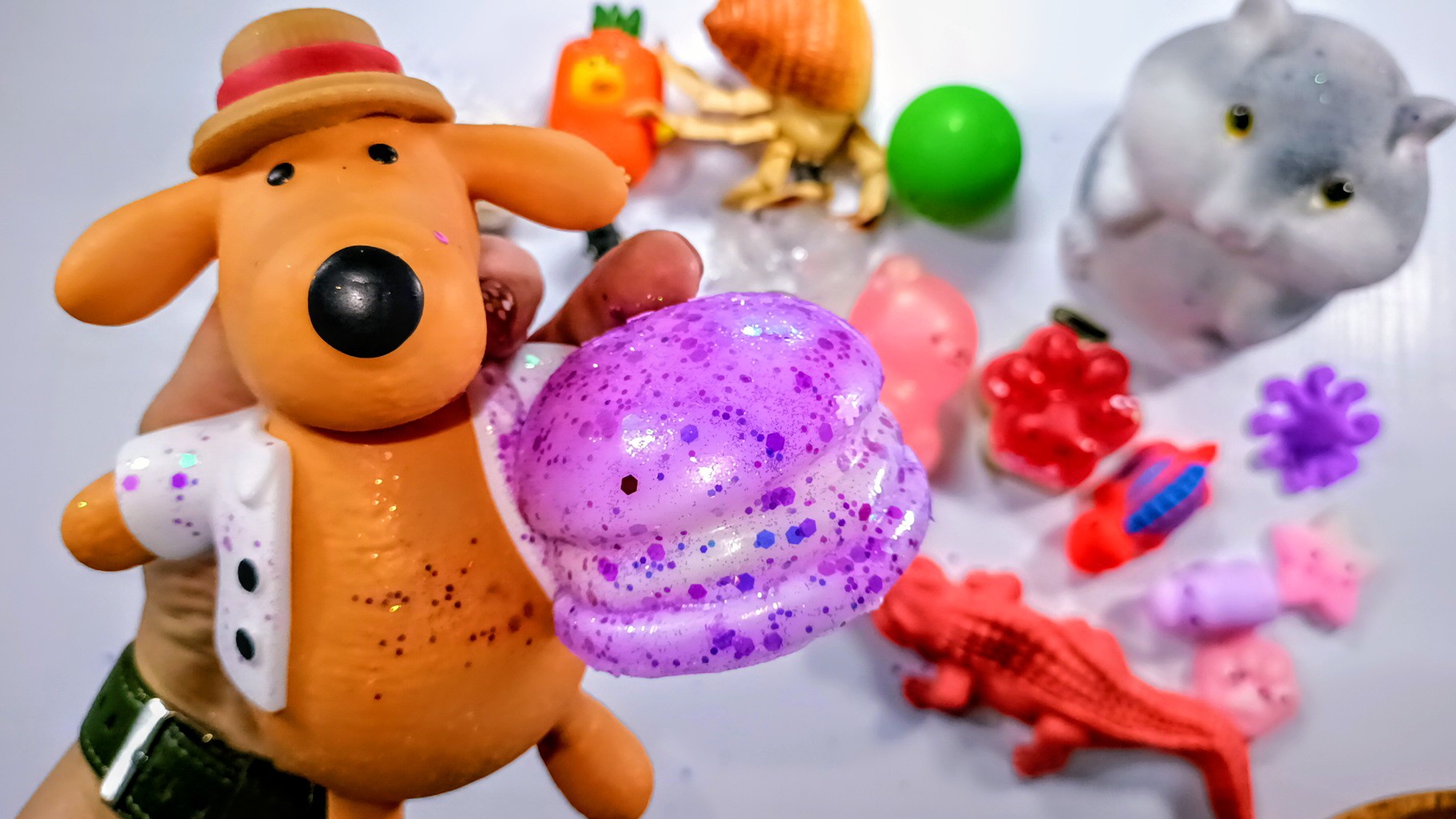 АСМР РАСПАКОВКА сквишей и антистрессы 🥰 ТАБА СКВИШИ лапки 🐾 приятные звуки АСМР 🥰 смотреть онлайн