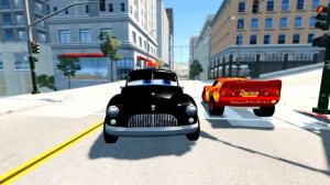 ЭПИЧЕСКИЙ ПОБЕГ МОЛНИИ и АВТОБУС НА БОЛЬШИХ КОЛЕСАХ ПРОТИВ ТЕЛЕЖЕК В BEAMNG DRIVE