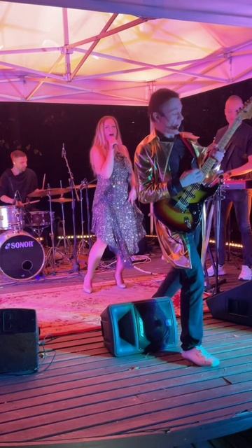 Зарядка кавер группа живой звук смотреть онлайн