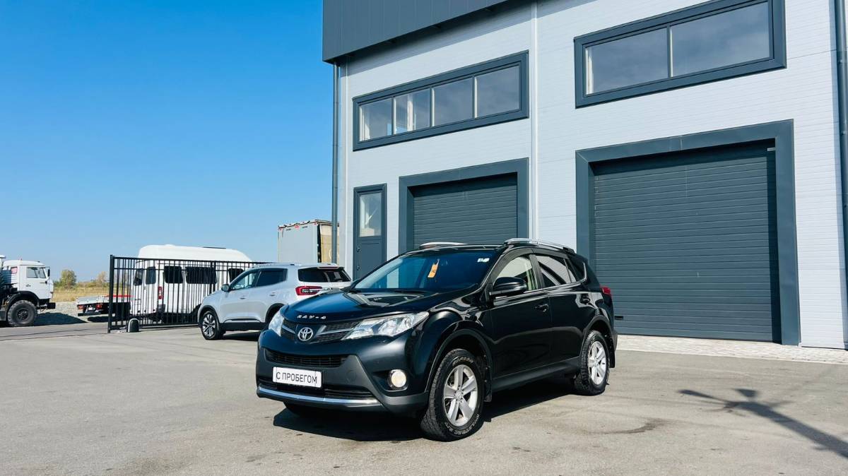 Toyota RAV4, 2013 год