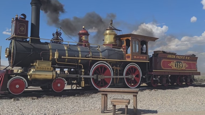 Ретро паровоз смотреть онлайн