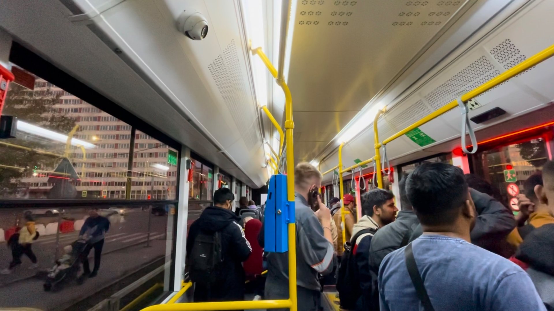 Проехал по центру Барнаула на современном трамвае до Красноармейского проспекта. Эпизод 37