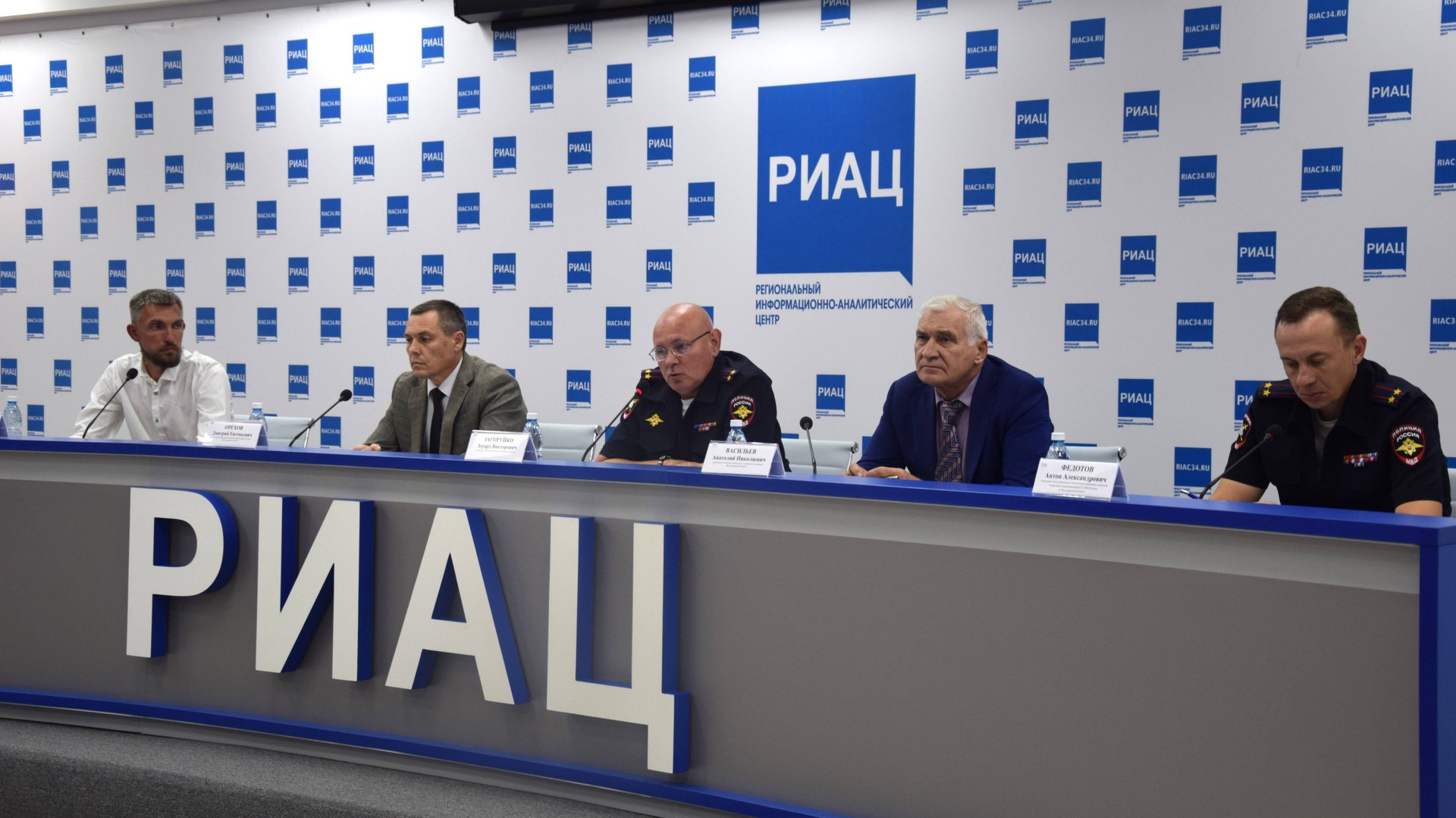 Брифинг, посвященный Всероссийской неделе безопасности дорожного движения смотреть онлайн