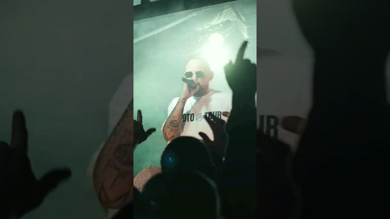 А на поле выходили братцы. Aha. 18.02.2023 Санкт-Петербург #топчик смотреть онлайн