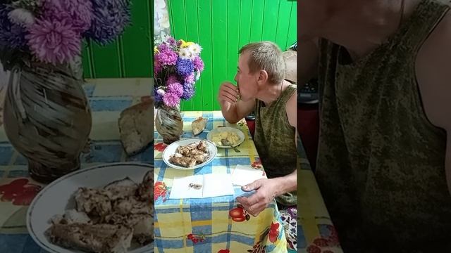 18-09-2025 Приятного аппетита 😘 смотреть онлайн