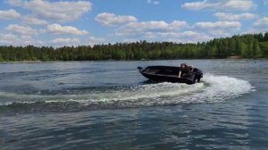 Тест моторной лодки ПНД 4 м , 1.20 по дну. Mercury 9.9