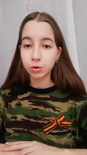 Бьётся в тесной печурке огонь исполняет Шавалиева Зарина смотреть онлайн