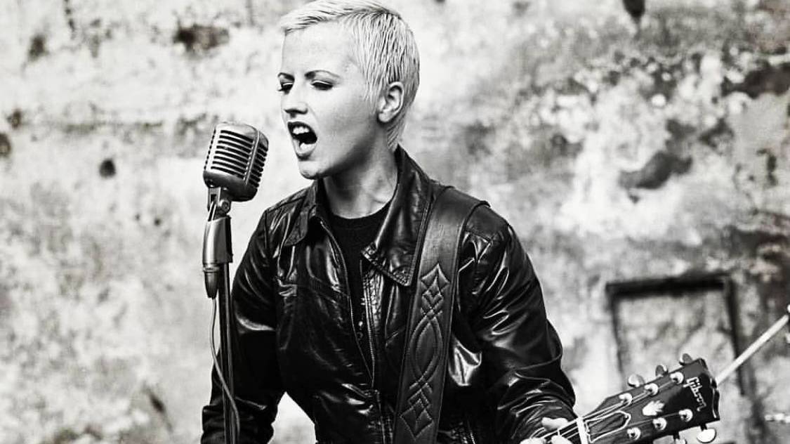 Долорес О’Риордан 💔 The Cranberries - The Glory смотреть онлайн