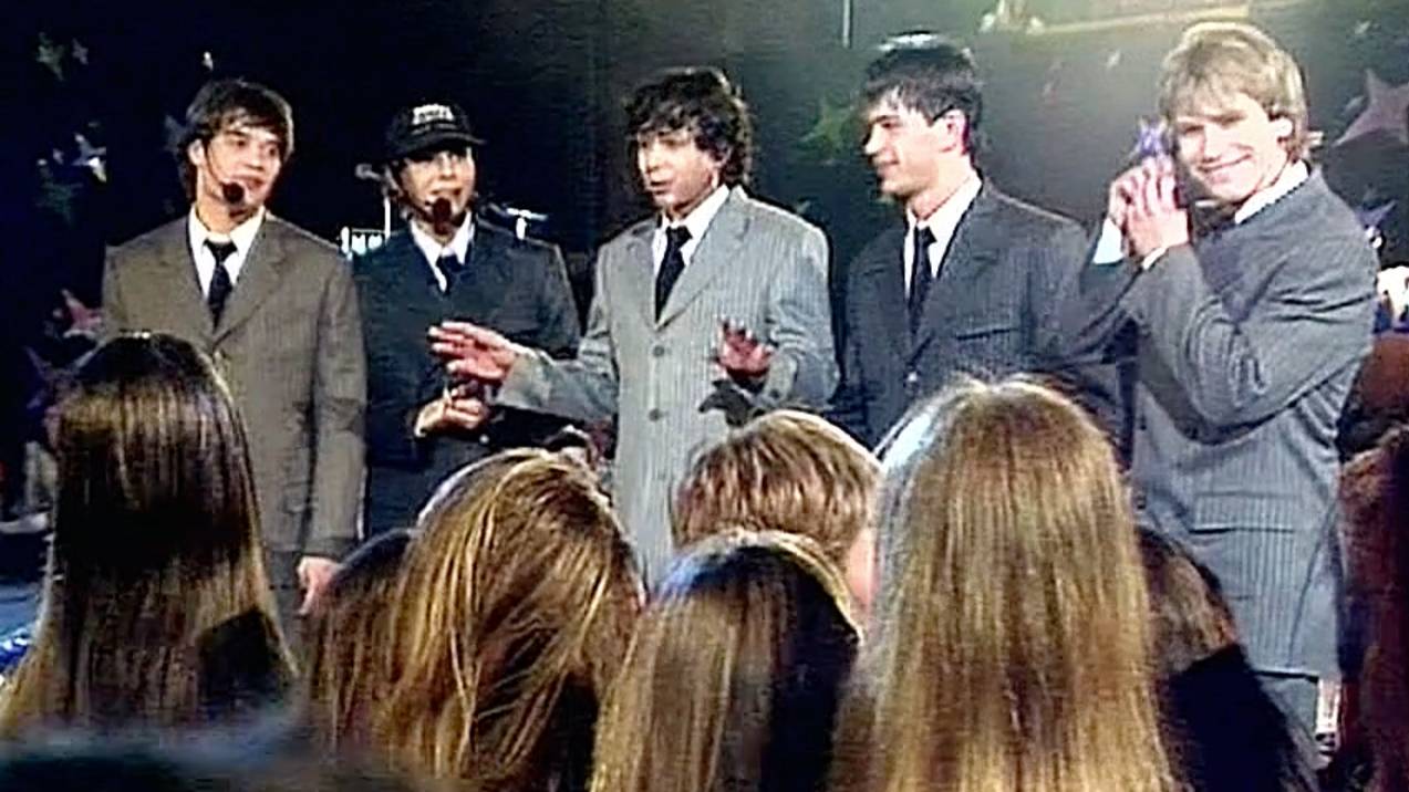 "Кто от кого больше зависит, НА-НА от БАРИ АЛИБАСОВА или БАРИ АЛИБАСОВ от НА-НА?" смотреть онлайн