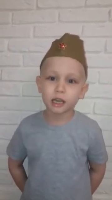 Читатель Центральной детской библиотеки Ахметзянов Арслан 5 лет. смотреть онлайн