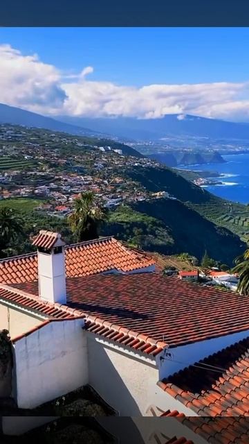 Поселок Эль-Саусаль на Тенерифе славится своими живописными уголками и потрясающими панорамными в... смотреть онлайн