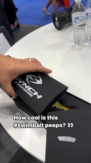 Боюсь представить сколько стоит такая приманка😅Поймать зацеп максимально обидно будет…