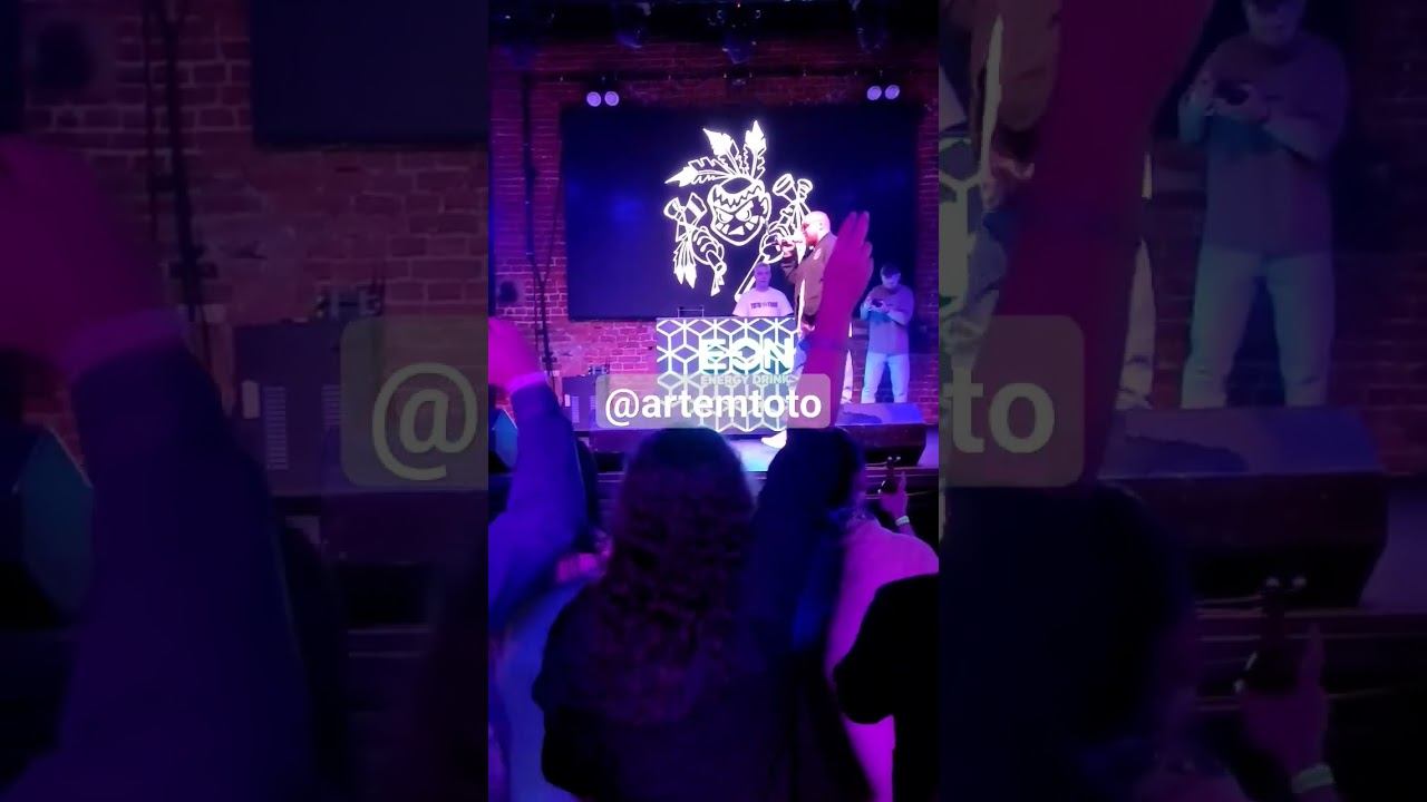 Тото: только ты назад не бросай свой взгляд - голову выше солдат смотреть онлайн