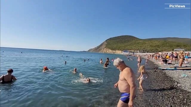 Анапа пляж Сукко сегодня 18 сентября 2025. Обстановка на пляже море и погода в Анапе сейчас. смотреть онлайн