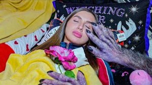 ПОСЛАНИЕ ОТ ПАРНЯ МОНСТРА!