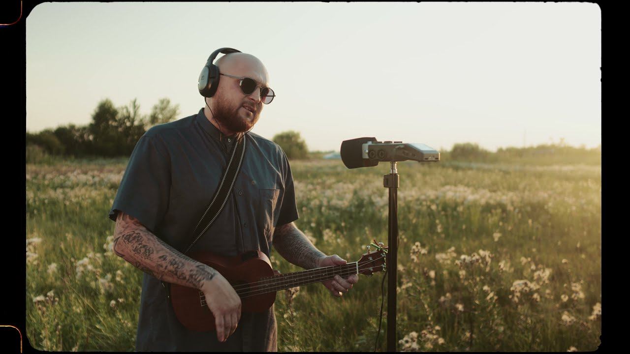 Артем Тото - Santa Lucia (живой звук)