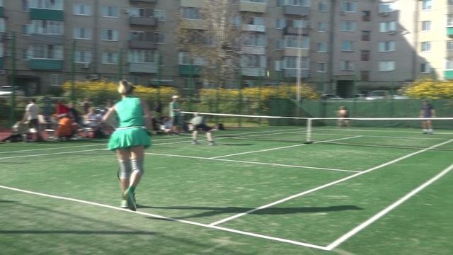 Ракетки, азарт и дружба: в Амурске прошел турнир по теннису смотреть онлайн