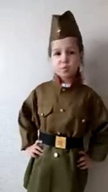 Читатель Центральной детской библиотеки Хисамутдинова Эмилия 5лет. смотреть онлайн