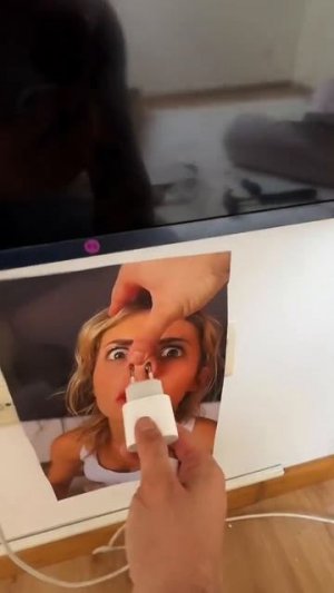 Клипы Громкий смех