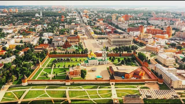 Променад по Туле.