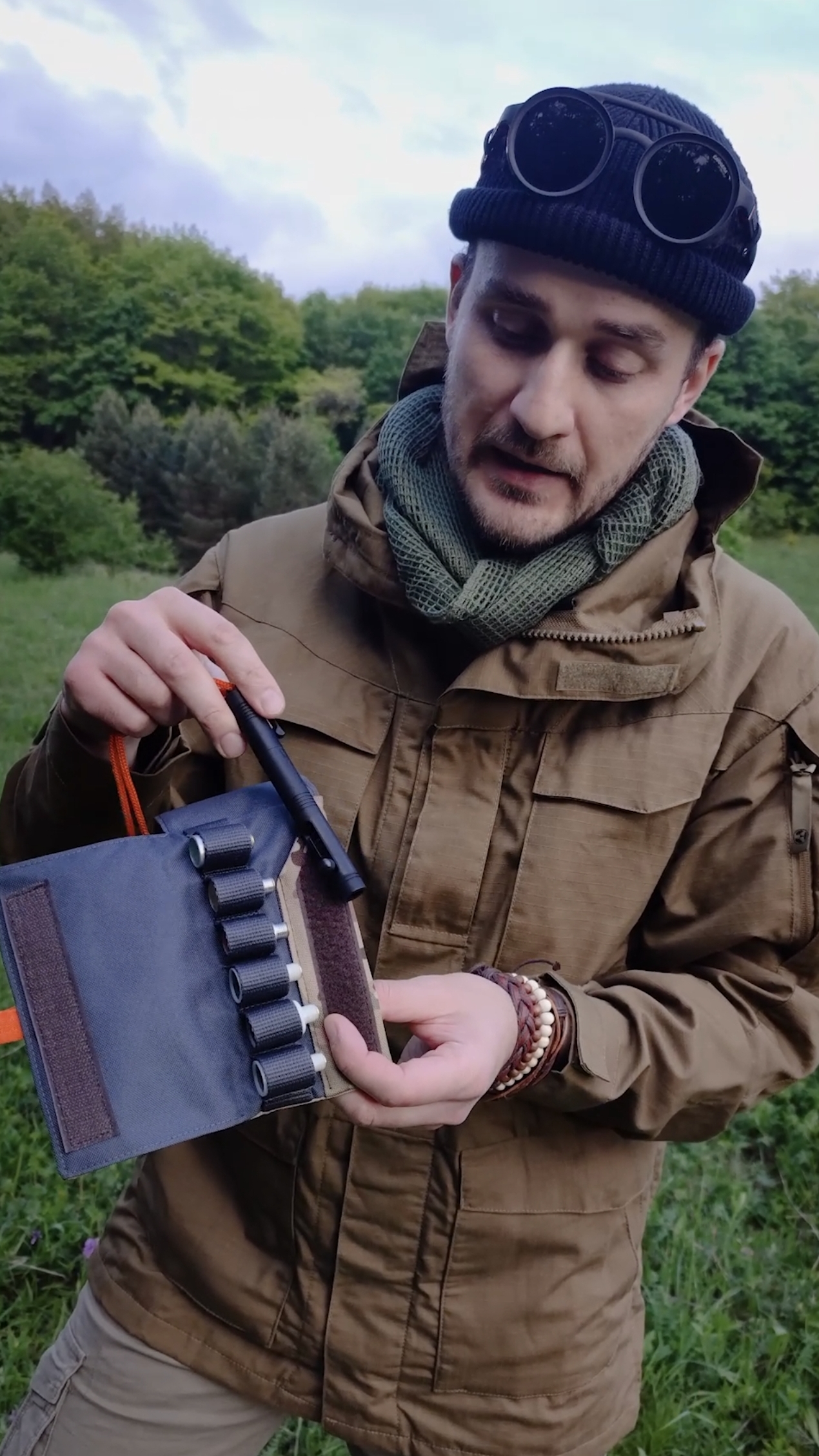 Компактный сигнал выживания смотреть онлайн