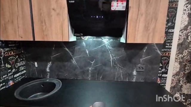 Как смотрится кухня и вытяжка вместе смотреть онлайн